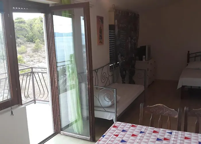 Nina Apartment Lokva Rogoznica