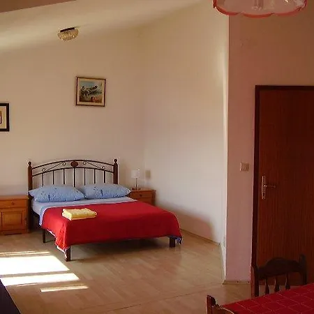 Apartment Nina Lokva Rogoznica